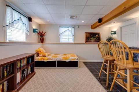 31 Travis St, Worcester, MA 01604 photo 14