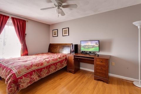 31 Travis St, Worcester, MA 01604 photo 11