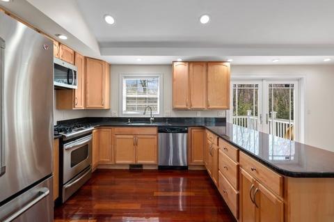 41 Bow St, Saugus, MA 01906 photo 10