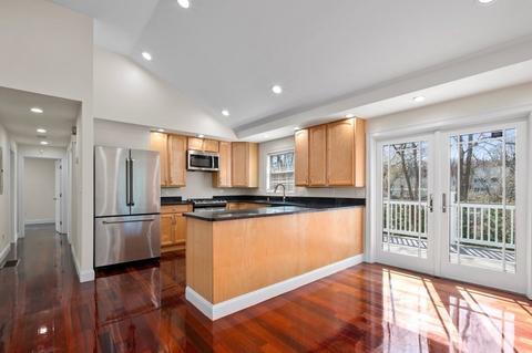41 Bow St, Saugus, MA 01906 photo 7