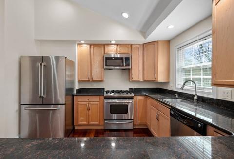41 Bow St, Saugus, MA 01906 photo 9