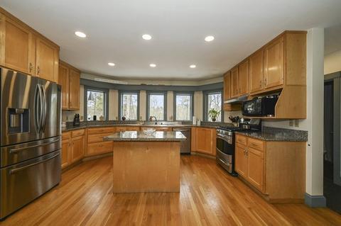 331 Old Jail Ln, Barnstable, MA 02630 photo 9