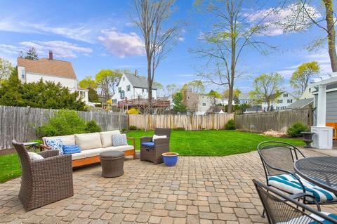 79 Bancroft Ave, Reading, MA 01867 photo 3