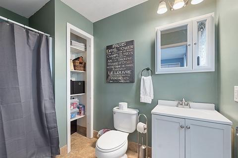 83 Fourth St, Worcester, MA 01602 photo 19