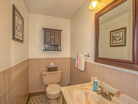 43 Ellsbree St, Chicopee, MA 01013 photo 21