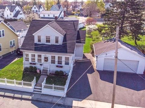 43 Ellsbree St, Chicopee, MA 01013 photo 3