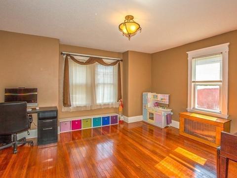 43 Ellsbree St, Chicopee, MA 01013 photo 16