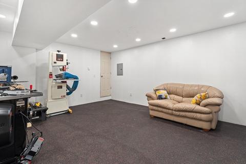 11 Nelson Ave, Reading, MA 01867 photo 18
