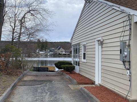 15 Cedar Point Rd, Webster, MA 01570 photo 18