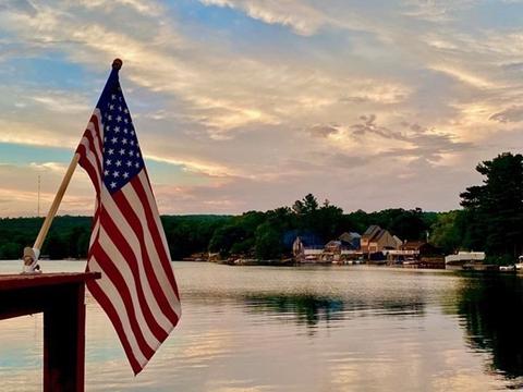 15 Cedar Point Rd, Webster, MA 01570 photo 1