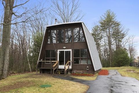 149 Dunn Rd, Ashburnham, MA 01430 photo 1