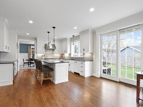 35 Ellicott St, Needham, MA 02492 photo 9