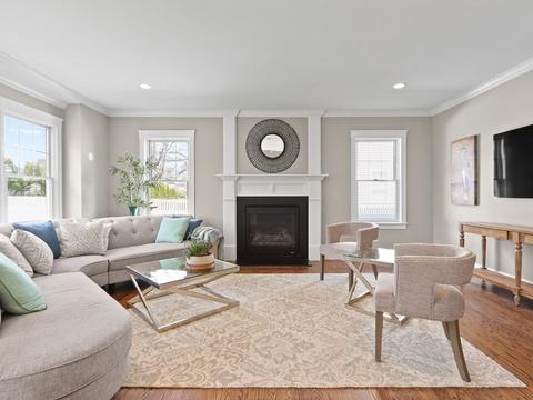 35 Ellicott St, Needham, MA 02492 photo 13
