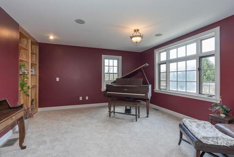 36 Bridge St, Hatfield, MA 01038 photo 22