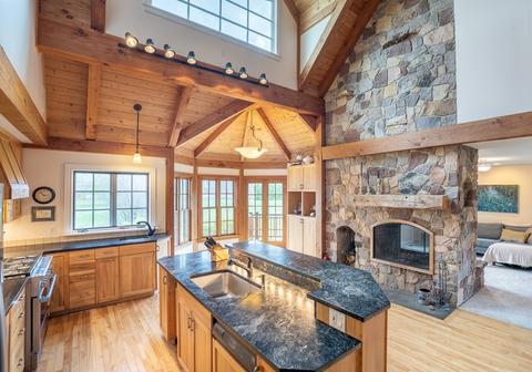 36 Bridge St, Hatfield, MA 01038 photo 10