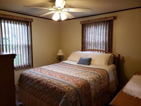 66 Butternut St, Springfield, MA 01128 photo 7