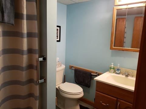 66 Butternut St, Springfield, MA 01128 photo 13