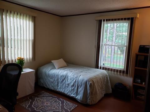 66 Butternut St, Springfield, MA 01128 photo 9