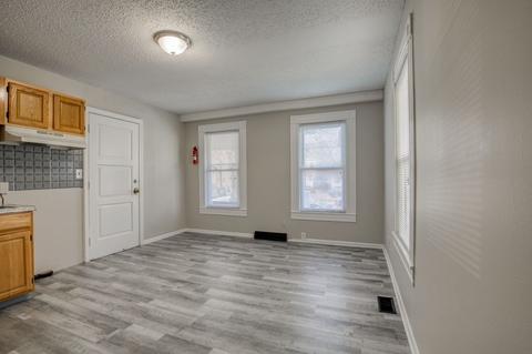 1603 Dwight St, Springfield, MA 01107 photo 6