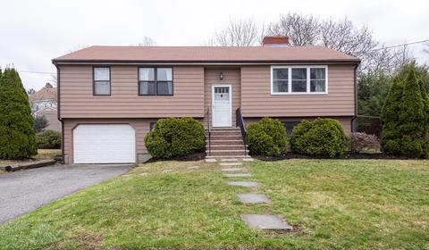 4 Prentiss Rd, Danvers, MA 01923 photo 1