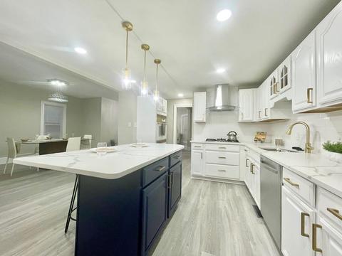 42 Forest St, Chicopee, MA 01013 photo 12