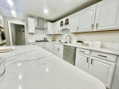 42 Forest St, Chicopee, MA 01013 photo 5