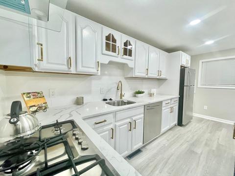 42 Forest St, Chicopee, MA 01013 photo 9
