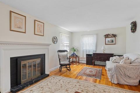 37 Goodwin Rd, Hampton Falls, NH 03844 photo 6