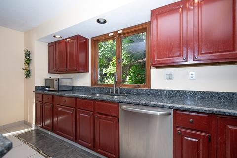 3 Spring Valley Rd, Worcester, MA 01609 photo 10