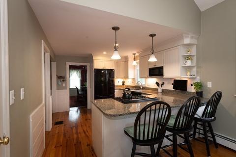 52 Greendale Ave, Needham, MA 02494 photo 8