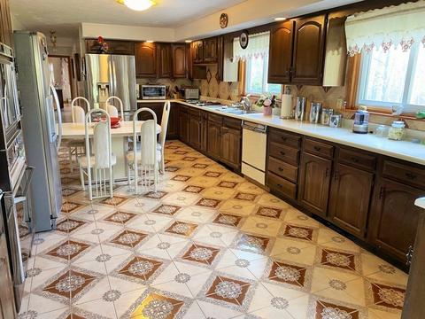 62 Grapevine Rd, Gloucester, MA 01930 photo 9