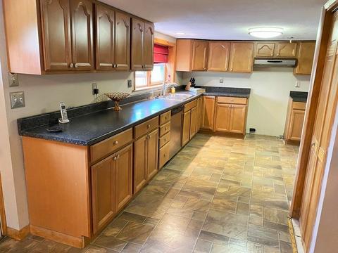 62 Grapevine Rd, Gloucester, MA 01930 photo 28