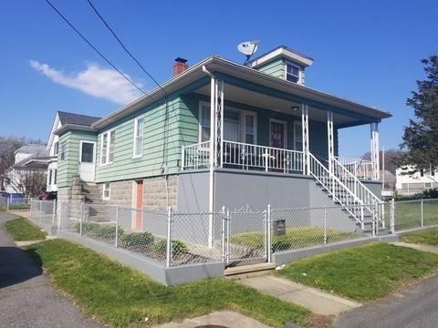 166 Woodman St, Fall River, MA 02724 photo 2