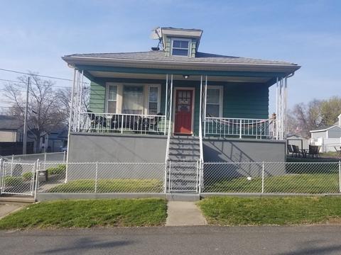 166 Woodman St, Fall River, MA 02724 photo 1