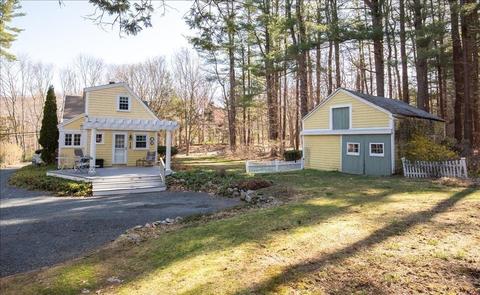 115 S Pleasant St, Hingham, MA 02043 photo 6