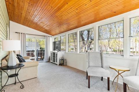 16 Forest St, Saugus, MA 01906 photo 9