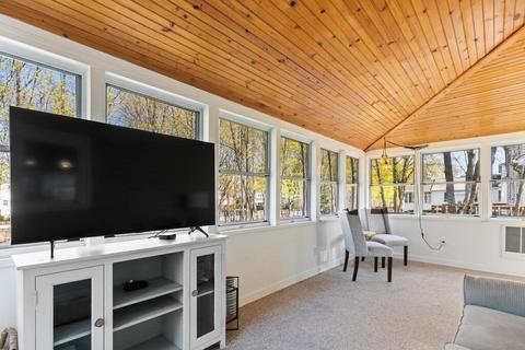 16 Forest St, Saugus, MA 01906 photo 11