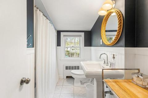 16 Forest St, Saugus, MA 01906 photo 27