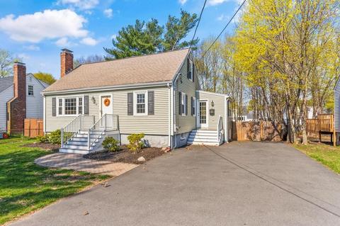 16 Forest St, Saugus, MA 01906 photo 2