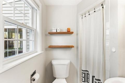 16 Forest St, Saugus, MA 01906 photo 26