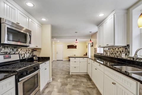 81 Parker St, Maynard, MA 01754 photo 12