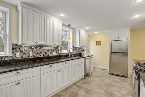 81 Parker St, Maynard, MA 01754 photo 13
