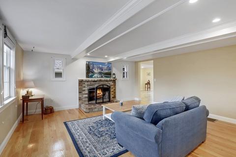 81 Parker St, Maynard, MA 01754 photo 4