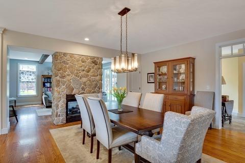 2 Audubon Rd, Reading, MA 01867 photo 8