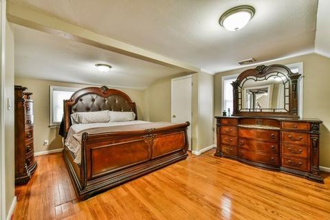 45 Pidgeon Dr, Springfield, MA 01119 photo 11