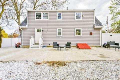 45 Pidgeon Dr, Springfield, MA 01119 photo 17