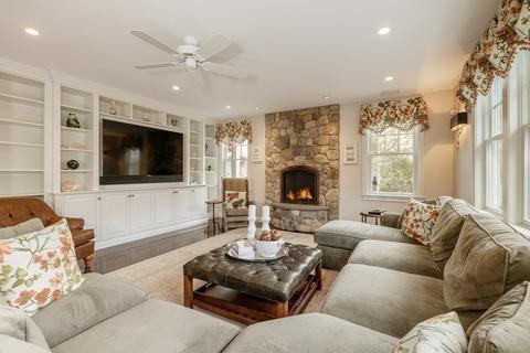 129 Everett St, Concord, MA 01742 photo 6
