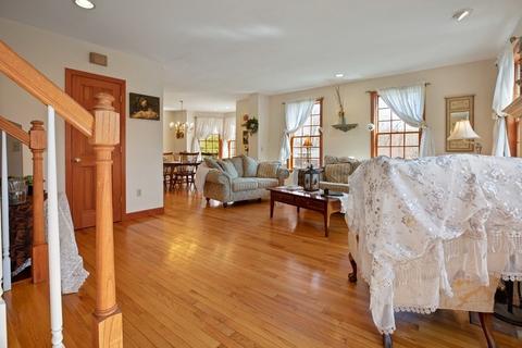 121 Mendon, Sutton, MA 01590 photo 11