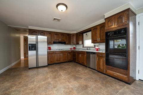 73 Mathieu Dr, Chicopee, MA 01020 photo 7