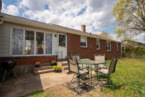 73 Mathieu Dr, Chicopee, MA 01020 photo 33